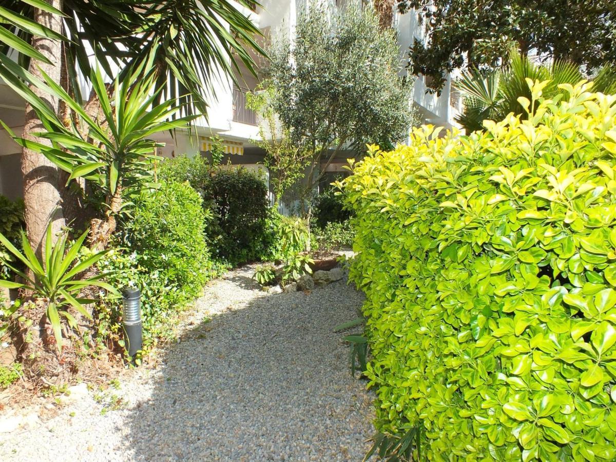 En Planta Baja Con Piscina Comunitaria En Roses, Cerca De Playas Y Actividades - Es-204-47 Rosas